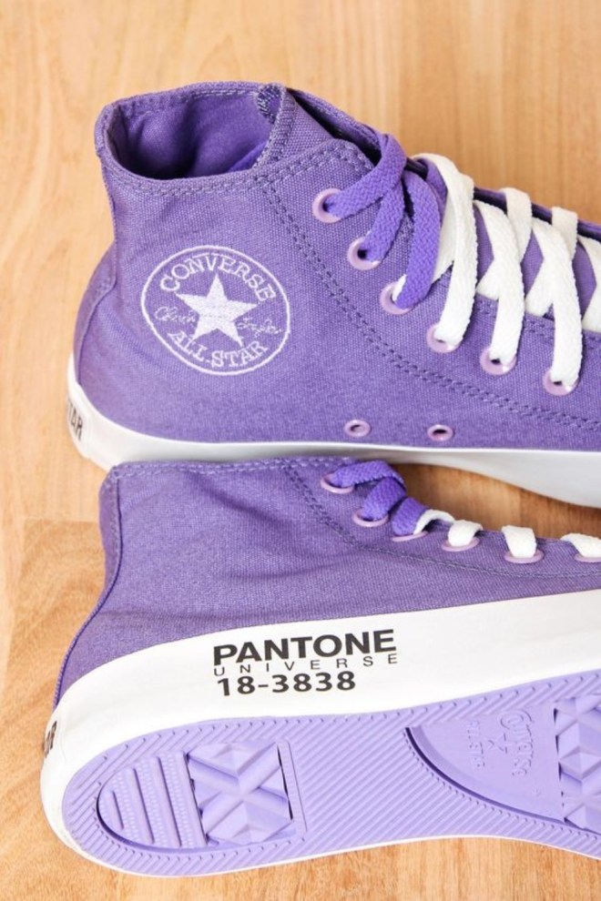 Color-Of-The-Year-2018-Meet-PANTONE-Ultra-Violet-18-3838-5