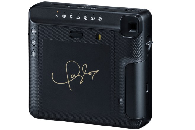 Taylor-Swift---Camera-Back